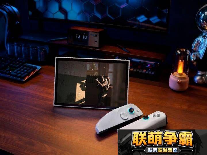 腾讯英特尔强强联手-3D-One游戏掌机裸眼3D体验震撼来袭！